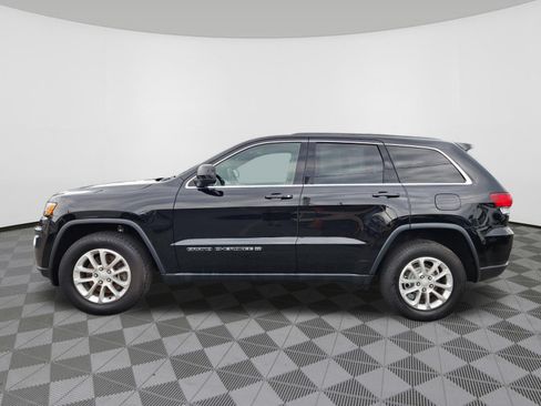 Used 2022 Jeep Grand Cherokee Laredo X AWD/4WD image 5