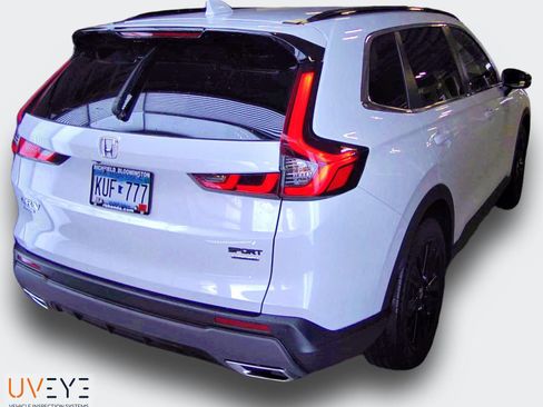 Used 2024 Honda CR-V Sport Touring image 4