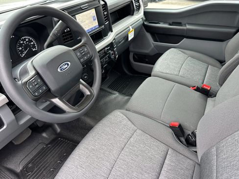 New 2026 Ford F250 XL w/ XL Chrome Package image 9