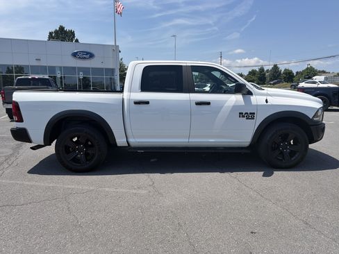 Used 2024 RAM 1500 Warlock AWD/4WD image 2