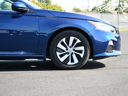 Used 2020 Nissan Altima 2.5 S FWD image 9