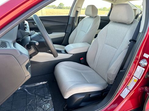 Used 2025 Honda Accord LX image 11