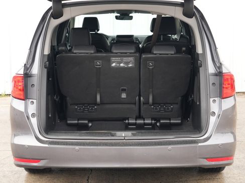 Used 2023 Honda Odyssey Touring image 9