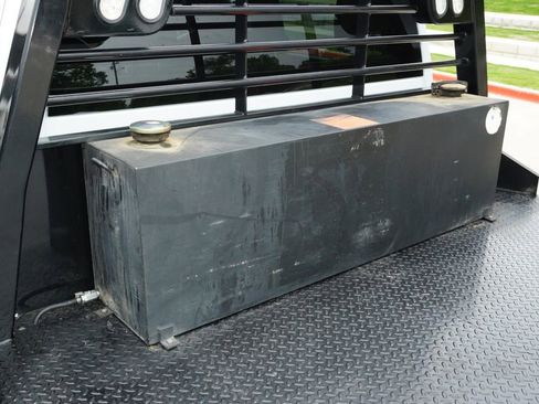 Used 2024 RAM 4500 Tradesman w/ Chrome Appearance Group image 11