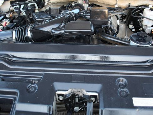 Used 2022 Ford F250 XL w/ Power Equipment Group image 32