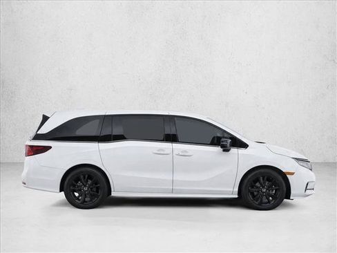 Certified 2024 Honda Odyssey Sport image 8