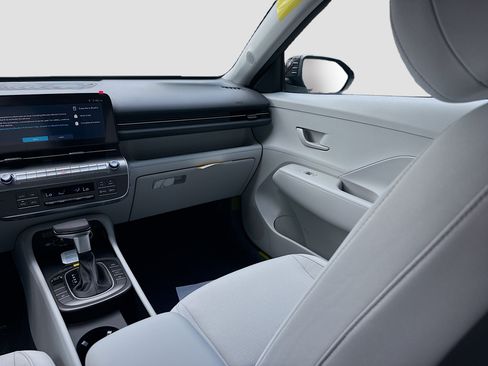 New 2026 Hyundai Kona SEL Sport FWD image 16