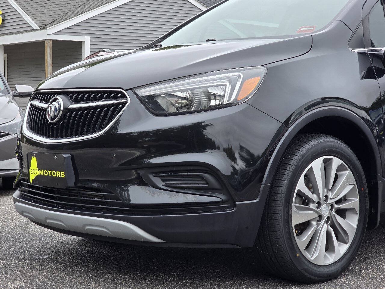 Used 2019 Buick Encore Preferred w/ Safety Package AWD/4WD image 8