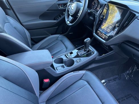 Certified 2025 Subaru Crosstrek 2.5i Limited w/ Crosstrek Mirror Package image 19