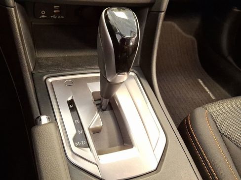 Used 2023 Subaru Crosstrek 2.0i Premium image 17