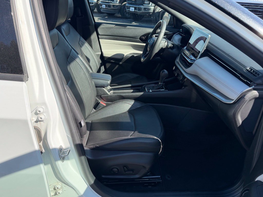 Used 2025 Jeep Compass Limited w/ Elite Group AWD/4WD image 19