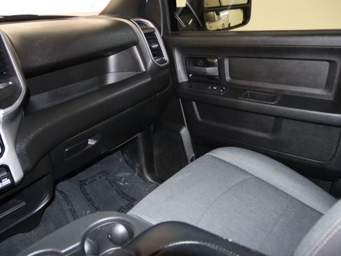 Used 2024 RAM 2500 Tradesman w/ Chrome Appearance Group AWD/4WD image 52