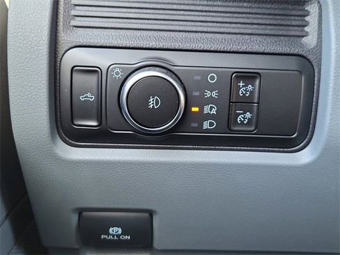 Used 2025 Ford F250 XL w/ 360-Degree Camera Package image 24