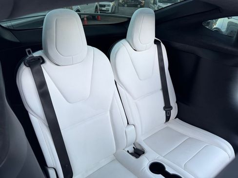 Used 2021 Tesla Model X Long Range image 19