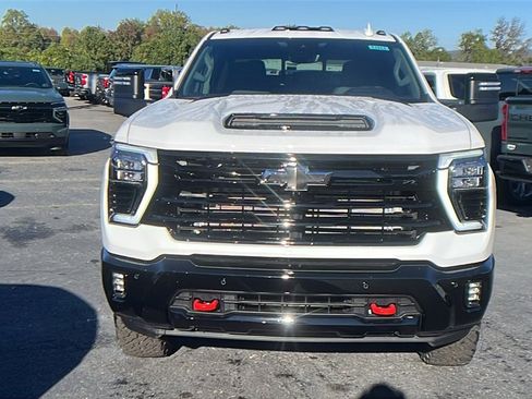 New 2026 Chevrolet Silverado 2500 LTZ image 2