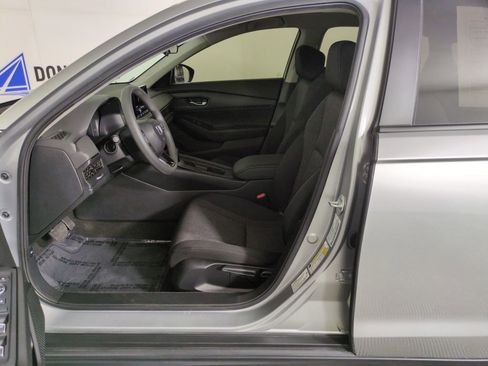 Certified 2024 Honda Accord LX image 13