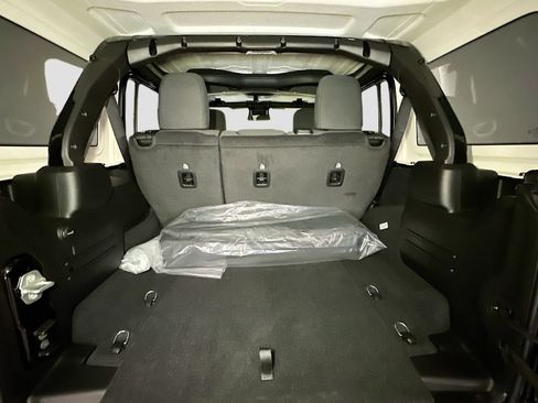 New 2026 Jeep Wrangler Unlimited Sport AWD/4WD image 30