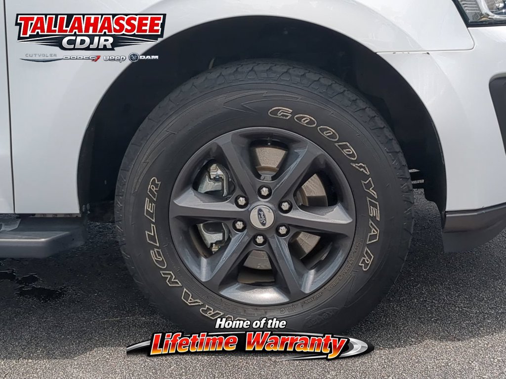Used 2021 Ford Expedition XLT w/ FX4 Off-Road Package AWD/4WD image 15