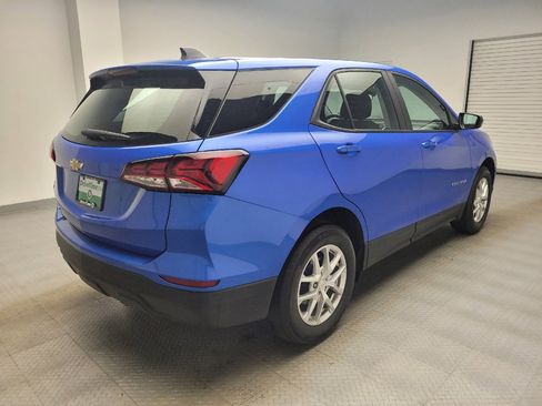 Used 2024 Chevrolet Equinox LS FWD image 9