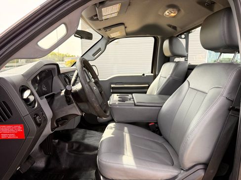 Used 2016 Ford F350 2WD Regular Cab Super Duty image 23