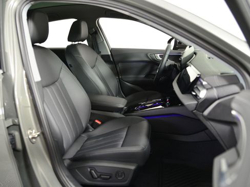 Certified 2025 Audi A5 2.0T Premium w/ Convenience Package image 17