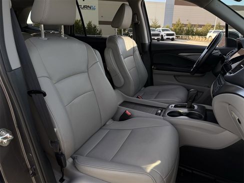 Used 2019 Honda Pilot EX-L image 24