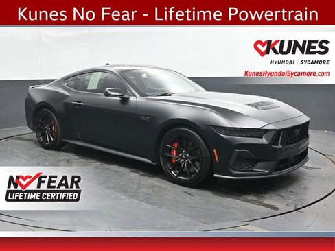Used 2025 Ford Mustang GT Premium RWD image 1