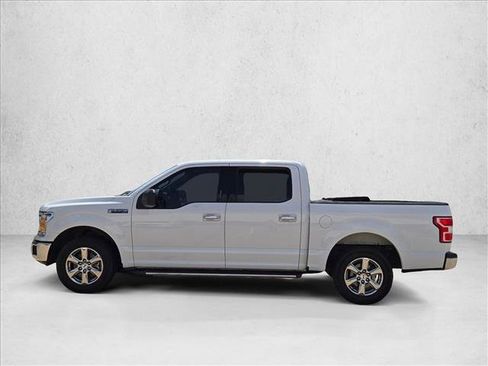 Used 2018 Ford F150 XLT w/ Equipment Group 301A Mid RWD image 8