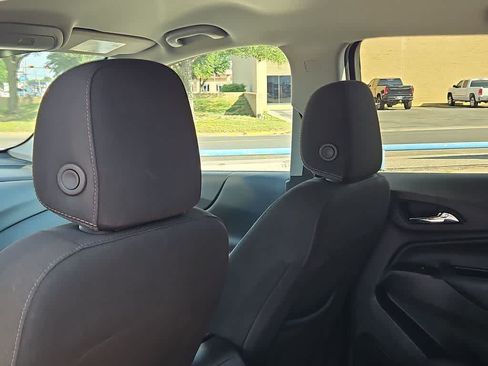 Used 2024 Chevrolet Equinox LT FWD image 16