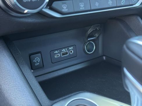 New 2025 Nissan Sentra SR image 27