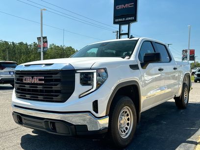 New 2026 GMC Sierra 1500 Pro w/ Pro Value Package