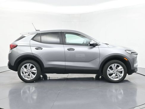 Used 2024 Buick Encore GX Preferred w/ Comfort Package AWD/4WD image 4