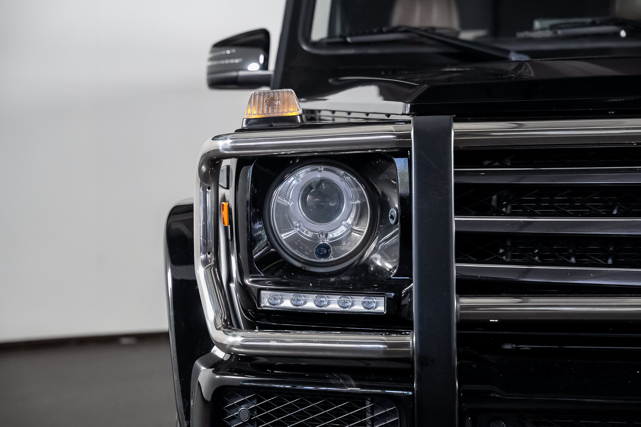 Used 2017 Mercedes-Benz G 550 image 6