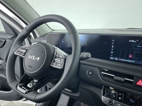 New 2026 Kia Seltos SX w/ SX Sunroof Package image 30