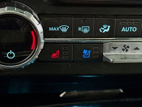 Used 2022 Ford F450 Platinum w/ FX4 Off-Road Package image 13