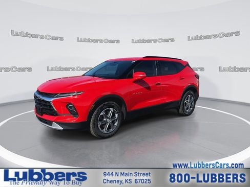Used 2024 Chevrolet Blazer LT w/ Sound & Technology Package image 4