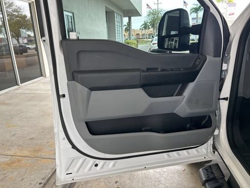 Used 2025 Ford F350 XL w/ XL Driver Assist Package AWD/4WD image 41