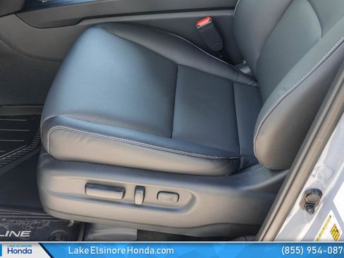 New 2026 Honda Ridgeline RTL image 17