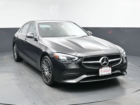 Used 2023 Mercedes-Benz C 300 Sedan image 2
