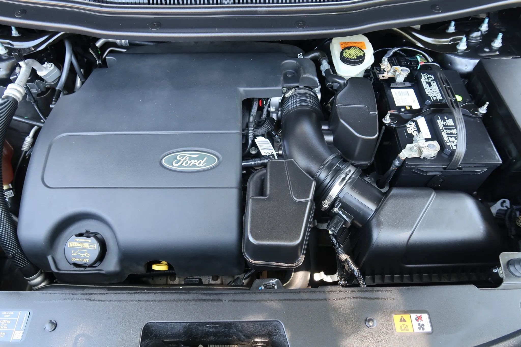 Used 2013 Ford Explorer XLT AWD/4WD image 22