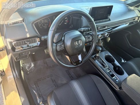 Certified 2025 Honda Civic Sport image 12