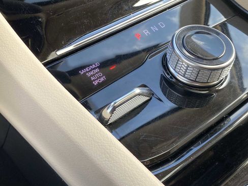 Used 2022 Jeep Grand Cherokee L Limited image 25