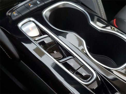 Used 2022 Buick Envision Essence w/ Sport Touring Package image 29