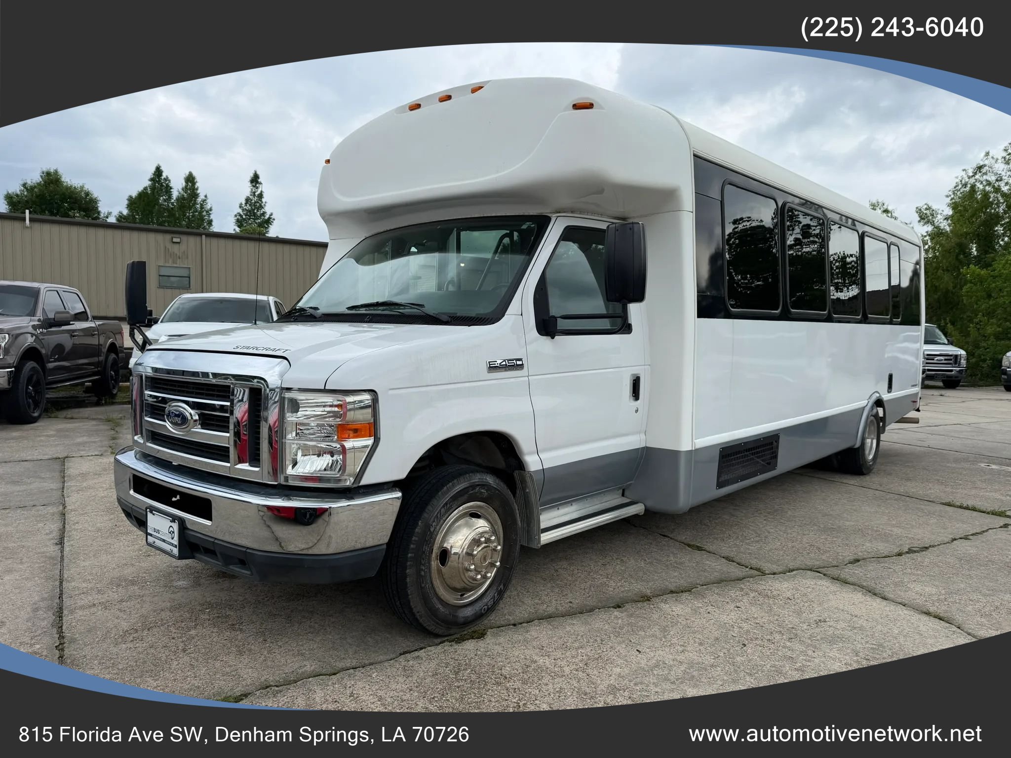 Used 2016 Ford E-450 and Econoline 450 Super Duty w/ Shuttle Bus Prep Package RWD image 1