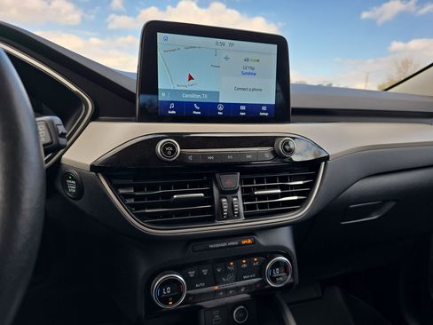 Certified 2021 Ford Escape SEL image 16