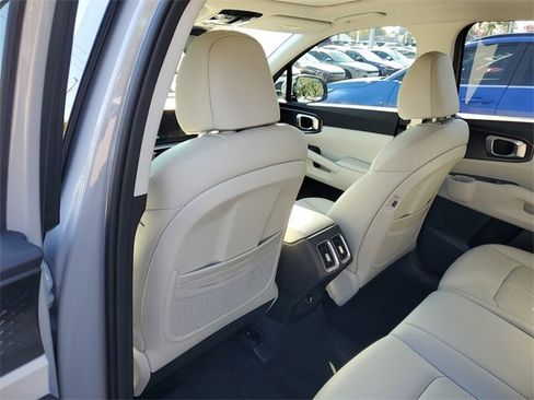 New 2026 Kia Sorento S w/ S Panoramic Sunroof Package image 16