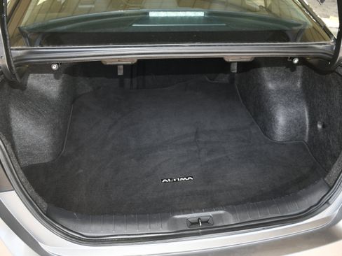 Used 2023 Nissan Altima 2.5 SV image 15