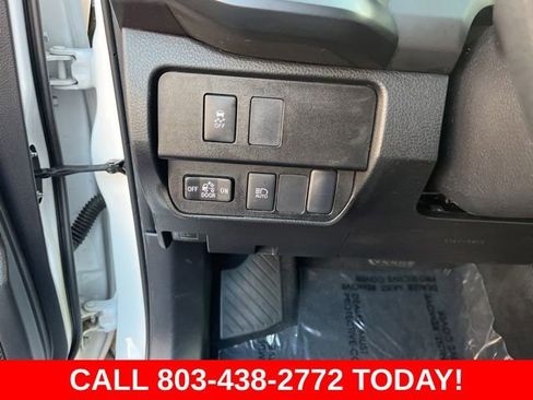 Used 2022 Toyota Tacoma SR AWD/4WD image 28