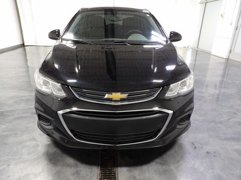 Used 2020 Chevrolet Sonic Premier FWD image 2