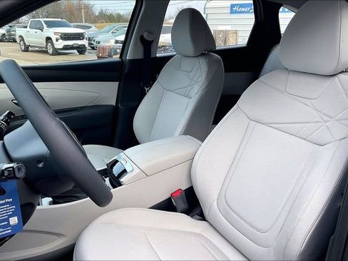 New 2026 Hyundai Tucson SE FWD image 9